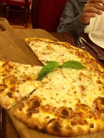 Tuxedo Restaurant & Cafe